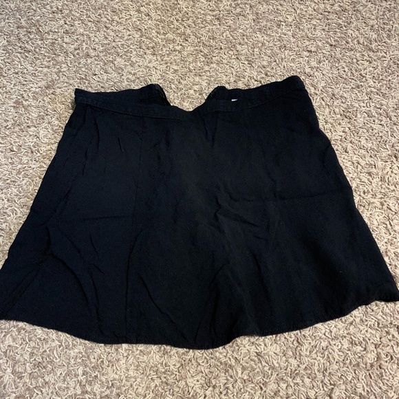 skirt - Picture 1 of 2